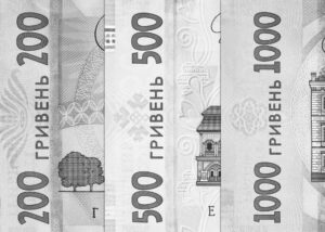 На найбільшу банкноту номіналом 1000 грн припадало 55% всієї готівки в обігу